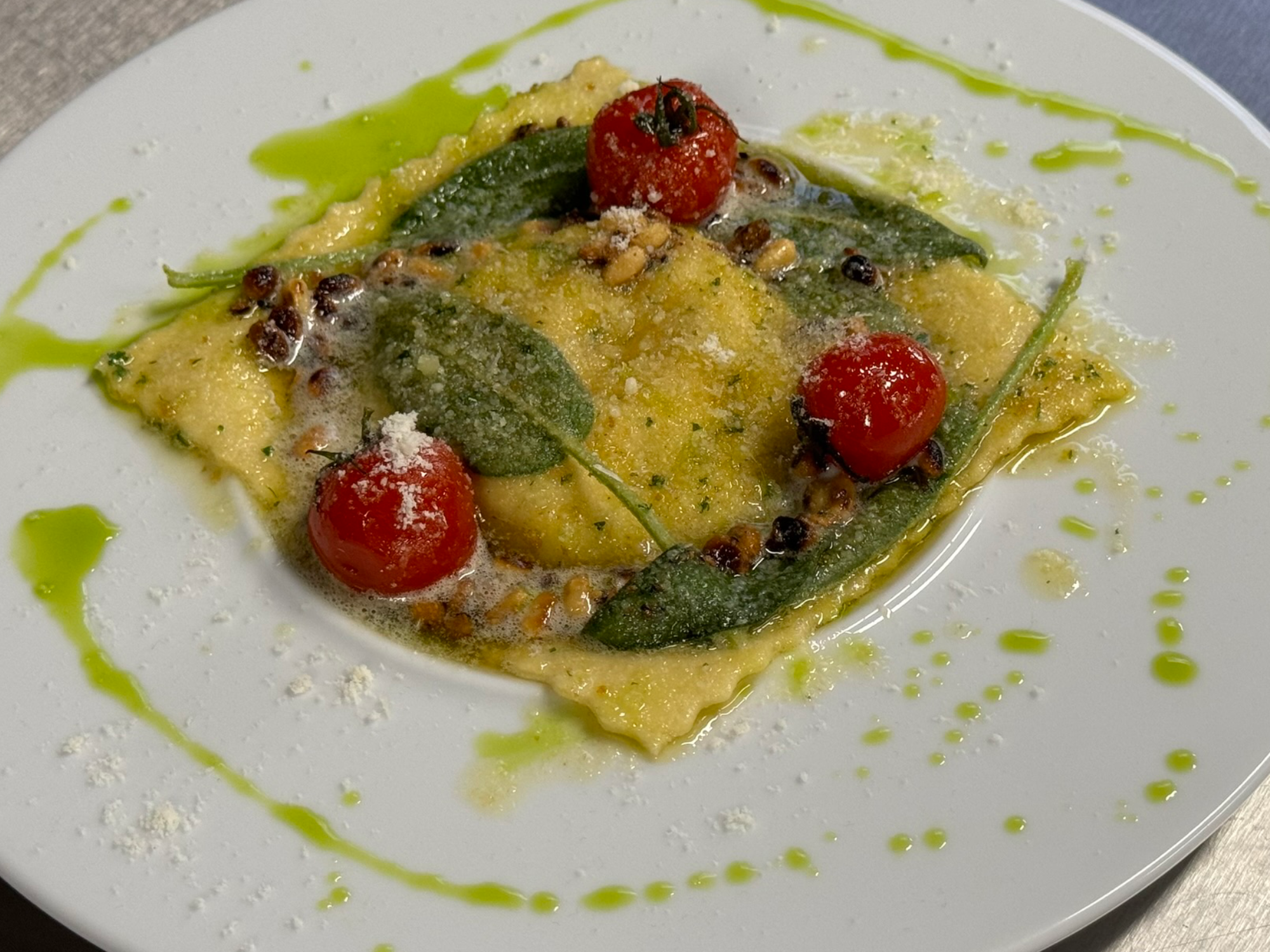kuchnia_wloska_klimatex-raviolo_uovo-01